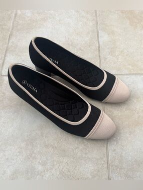 Vivaia Julie Pro Knit Pump Women 11 EU 43 Beige Black Block Heel Cap Toe Shoes